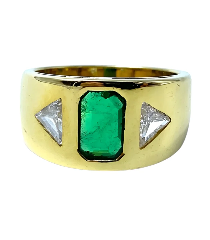 Emerald Power Ring