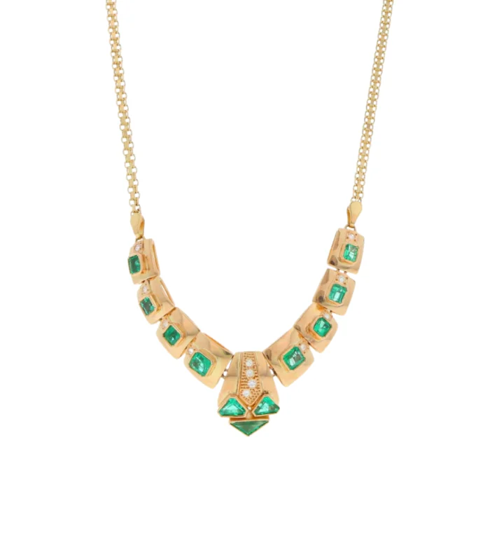 Luxurious Emerald Choker