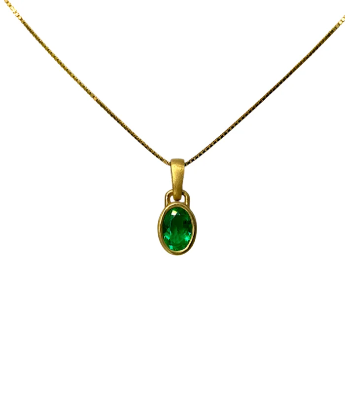 Exquisite Emerald Necklace